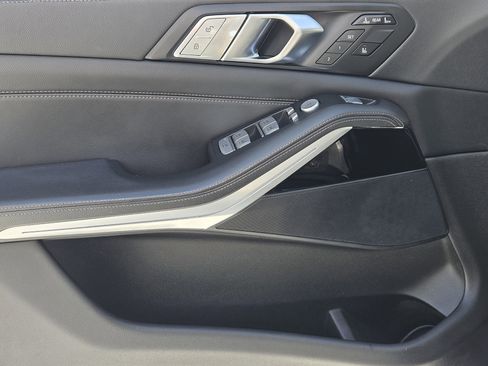 Used 2019 BMW X7 xDrive40i image 25