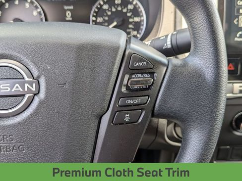 Certified 2025 Nissan Frontier SV RWD image 22