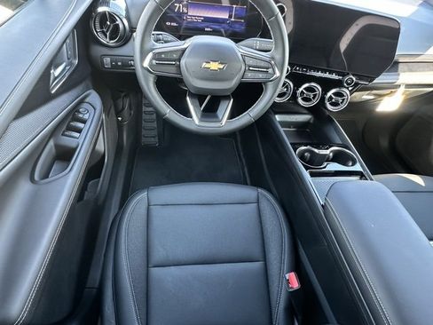 New 2025 Chevrolet Blazer EV LT image 8