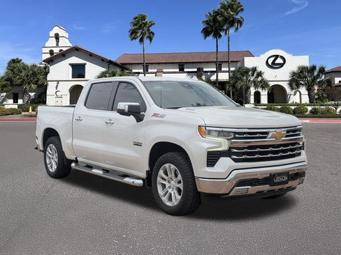 Used 2022 Chevrolet Silverado 1500 LTZ AWD/4WD image 1
