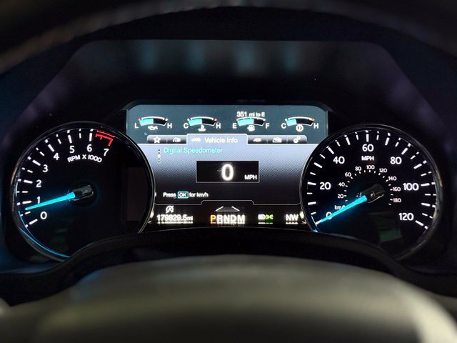 Used 2018 Ford Expedition Max Platinum AWD/4WD image 18
