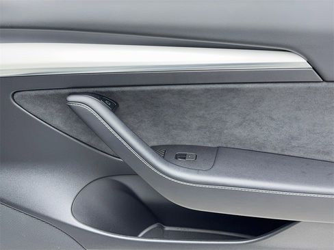 Used 2021 Tesla Model 3 Performance image 51