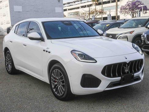 Used 2024 Maserati Grecale GT AWD/4WD image 3