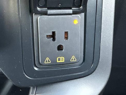 New 2025 Ford F150 Lariat w/ Equipment Group 501A Mid image 24