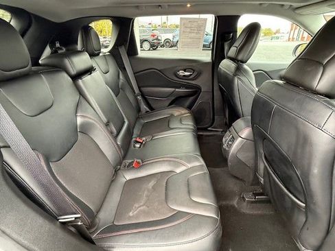 Used 2022 Jeep Cherokee Trailhawk w/ Sun, Sound & Nav Group image 17