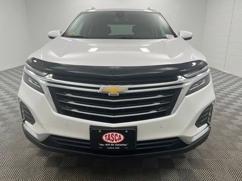 Used 2024 Chevrolet Equinox Premier AWD/4WD image 3