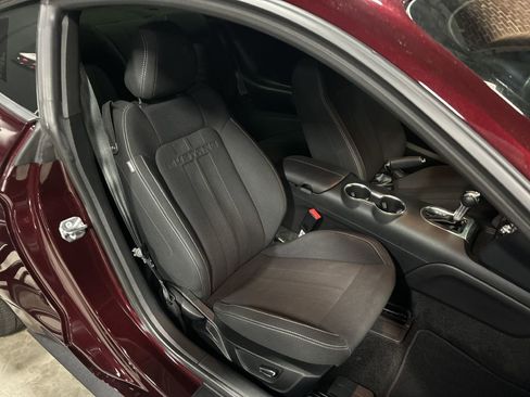 Used 2018 Ford Mustang GT RWD image 48
