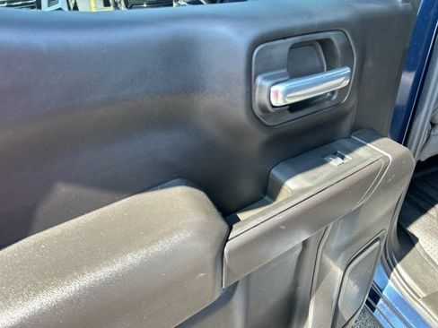 Used 2022 Chevrolet Silverado 1500 Custom AWD/4WD image 19