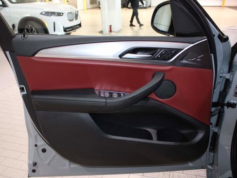 Certified 2023 BMW X3 xDrive30i w/ M Sport Package image 10