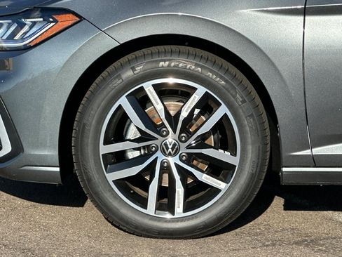 New 2026 Volkswagen Jetta SE image 24