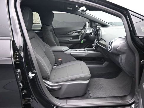 New 2026 Chevrolet Equinox EV LT w/ Midnight Package FWD image 38