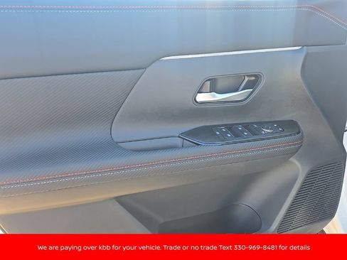 New 2026 Nissan Kicks SR w/ SR Premium Package AWD/4WD image 11