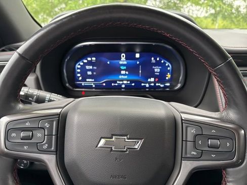 Used 2022 Chevrolet Tahoe RST w/ Luxury Package AWD/4WD image 11