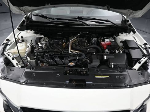 Used 2021 Nissan Altima 2.5 SV FWD image 45