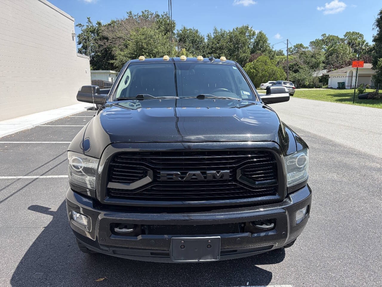 Used 2018 RAM 2500 Laramie w/ Sport Appearance Group AWD/4WD image 9