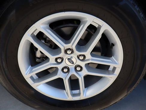 Used 2025 Ford Explorer Active image 50