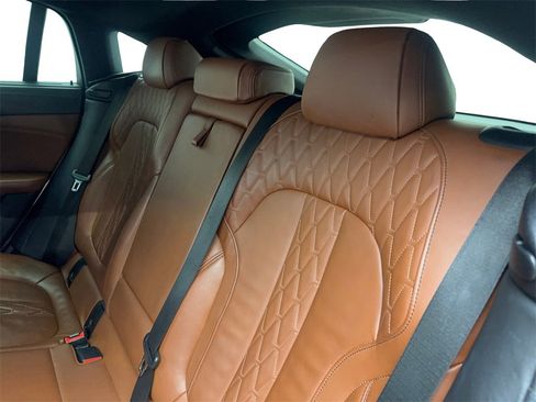 Used 2021 BMW X6 M50i w/ Executive Package image 35