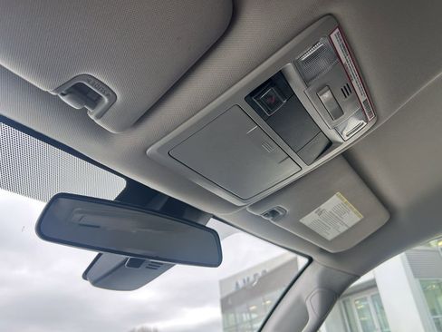 Used 2021 Toyota Tacoma SR w/ SX Package image 17