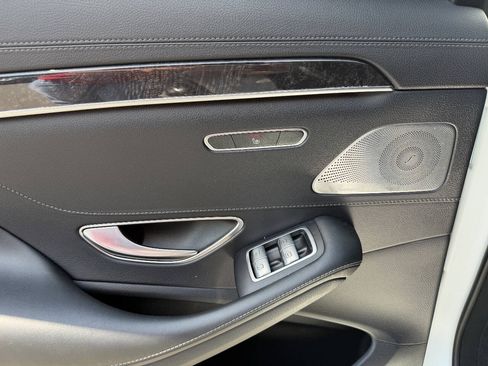 Used 2019 Mercedes-Benz S 560 4MATIC Sedan image 26