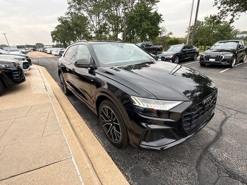 Used 2023 Audi Q8 Premium Plus AWD/4WD image 8