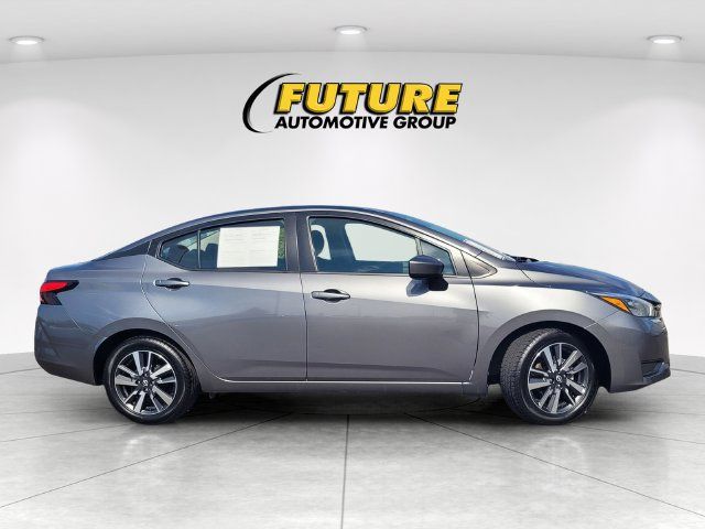 Certified 2025 Nissan Versa SV FWD image 3