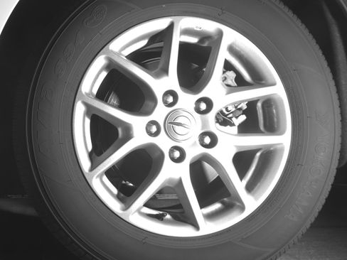 Used 2024 Chrysler Voyager LX FWD image 14