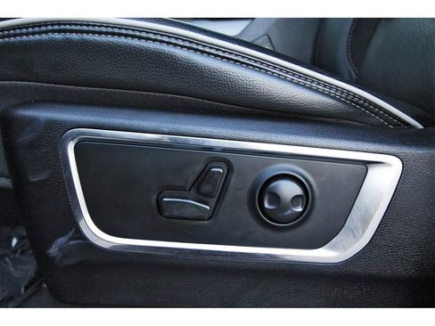 Used 2025 RAM 1500 Laramie image 30