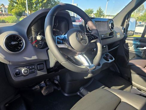 New 2026 Mercedes-Benz Sprinter 2500 image 11