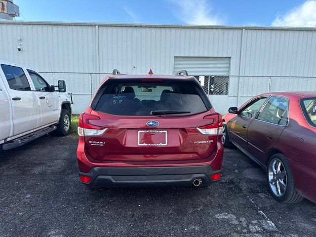 Used 2020 Subaru Forester Limited AWD/4WD image 6