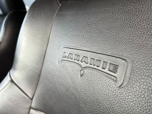 Used 2017 RAM 1500 Laramie AWD/4WD image 21