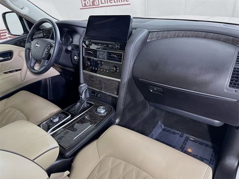 Certified 2024 Nissan Armada Platinum w/ Captain's Chairs Package image 36
