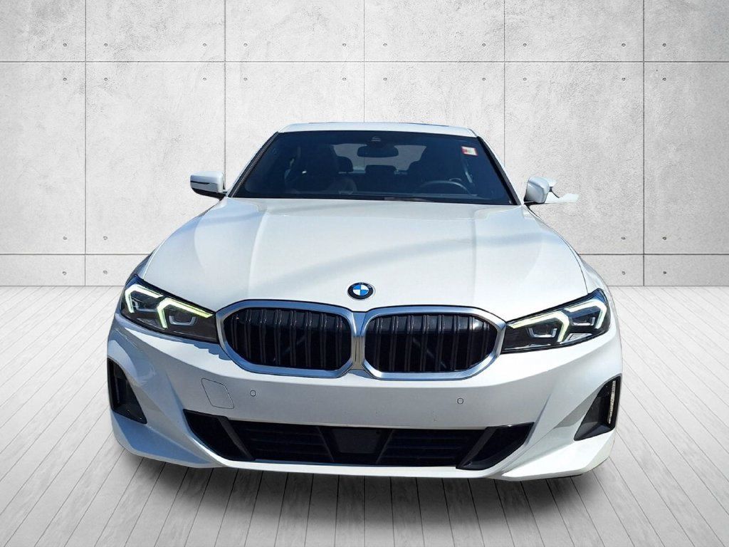 Used 2025 BMW 330i Sedan RWD image 2