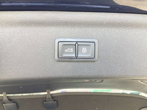 Used 2015 Audi Q3 2.0T Prestige w/ Prestige Package image 22