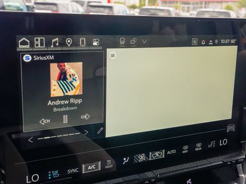 Used 2026 GMC Hummer EV SUV AWD/4WD image 26