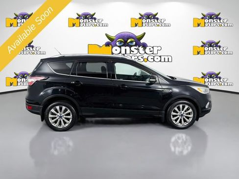 Used 2017 Ford Escape Titanium w/ Canadian Touring Package AWD/4WD image 4