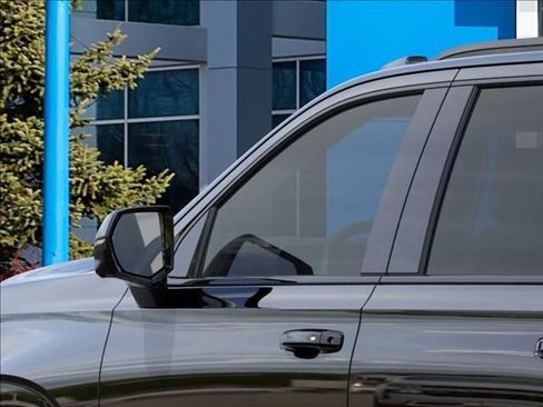 New 2026 Chevrolet Suburban RST AWD/4WD image 12
