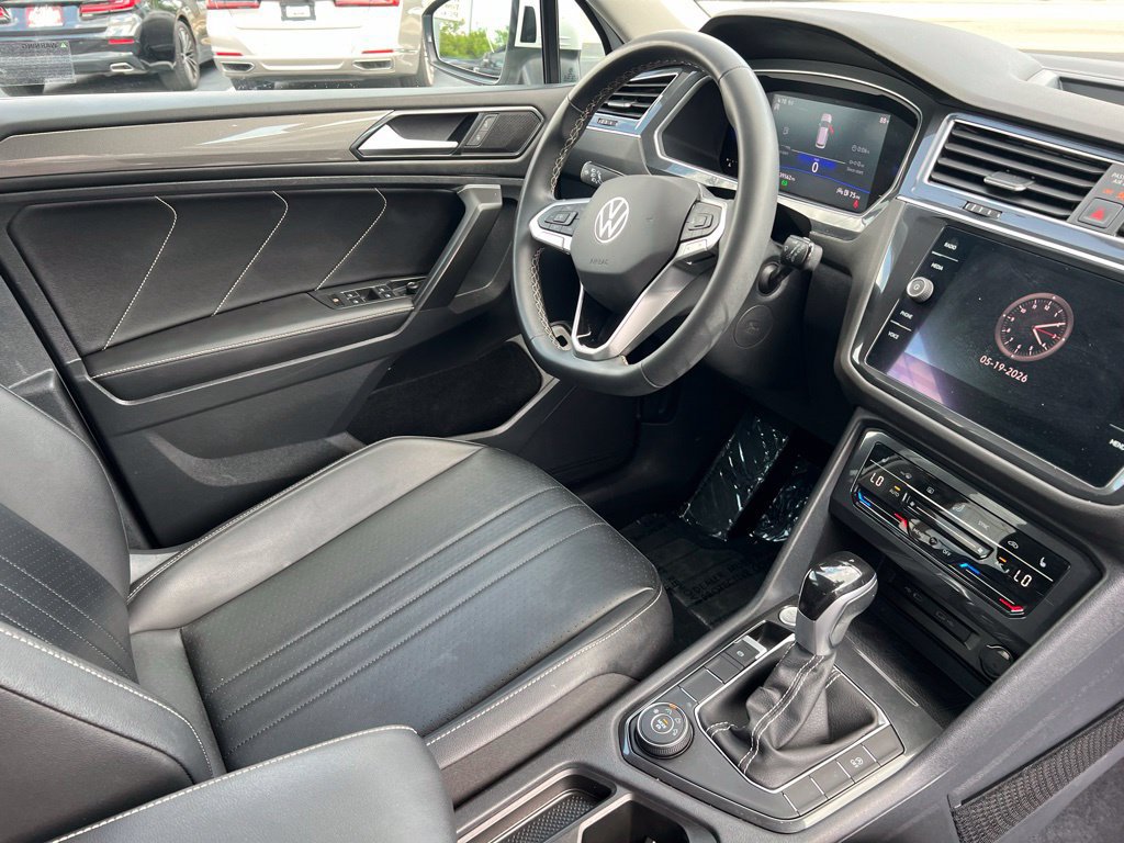 Used 2022 Volkswagen Tiguan SE AWD/4WD image 29