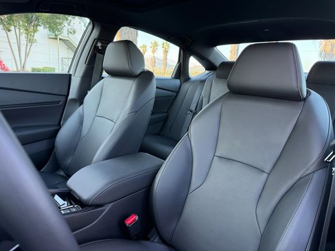 Used 2025 Honda Accord Sport image 17