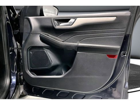 Used 2021 Ford Escape SEL image 25