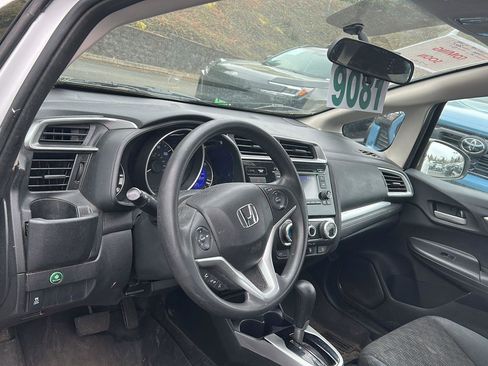 Used 2015 Honda Fit LX image 6