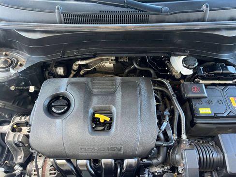 Used 2025 Kia Seltos S FWD image 31