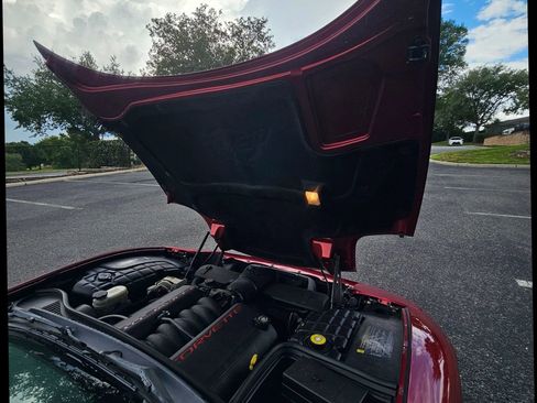 Used 2000 Chevrolet Corvette Convertible w/ Memory Pkg RWD image 11