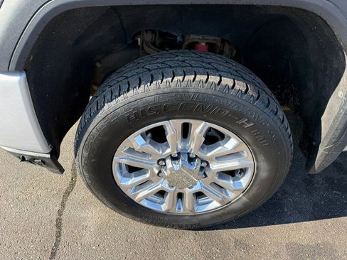 Used 2022 GMC Sierra 2500 Denali image 5