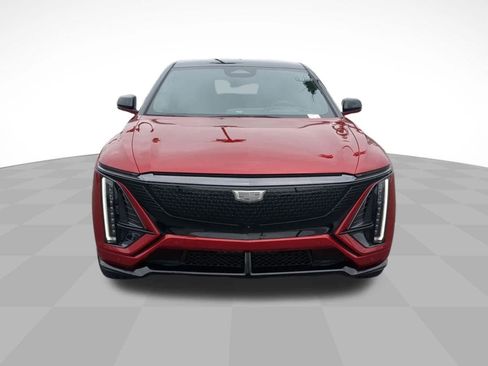 New 2026 Cadillac Lyriq V image 2