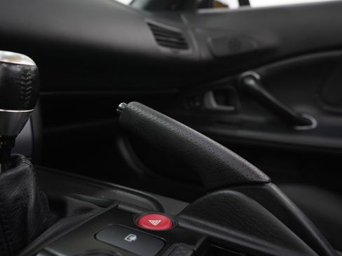 Used 2006 Honda S2000 image 26