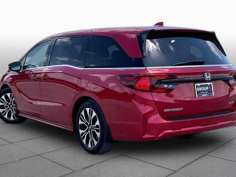 Used 2025 Honda Odyssey Elite image 12