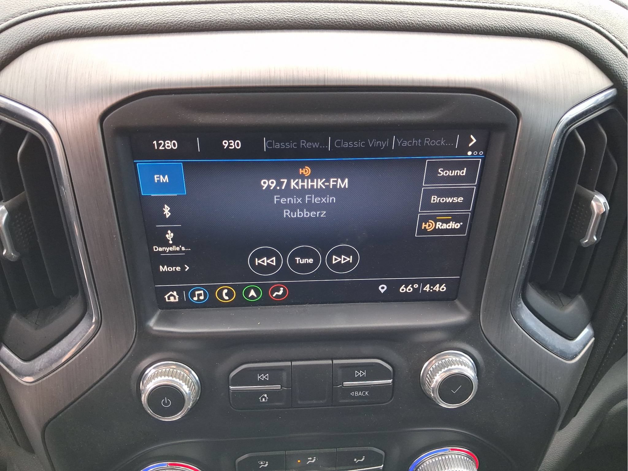 Used 2019 GMC Sierra 1500 Denali w/ Driver Alert Package II AWD/4WD image 13