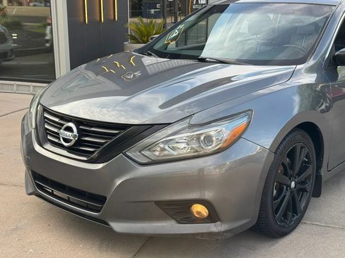 Used 2018 Nissan Altima 2.5 SR w/ SR Midnight Edition FWD image 40