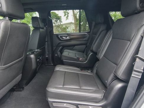 Used 2023 Chevrolet Tahoe Z71 w/ Luxury Package AWD/4WD image 29