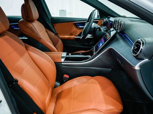 Used 2025 Mercedes-Benz C 300 Sedan image 16